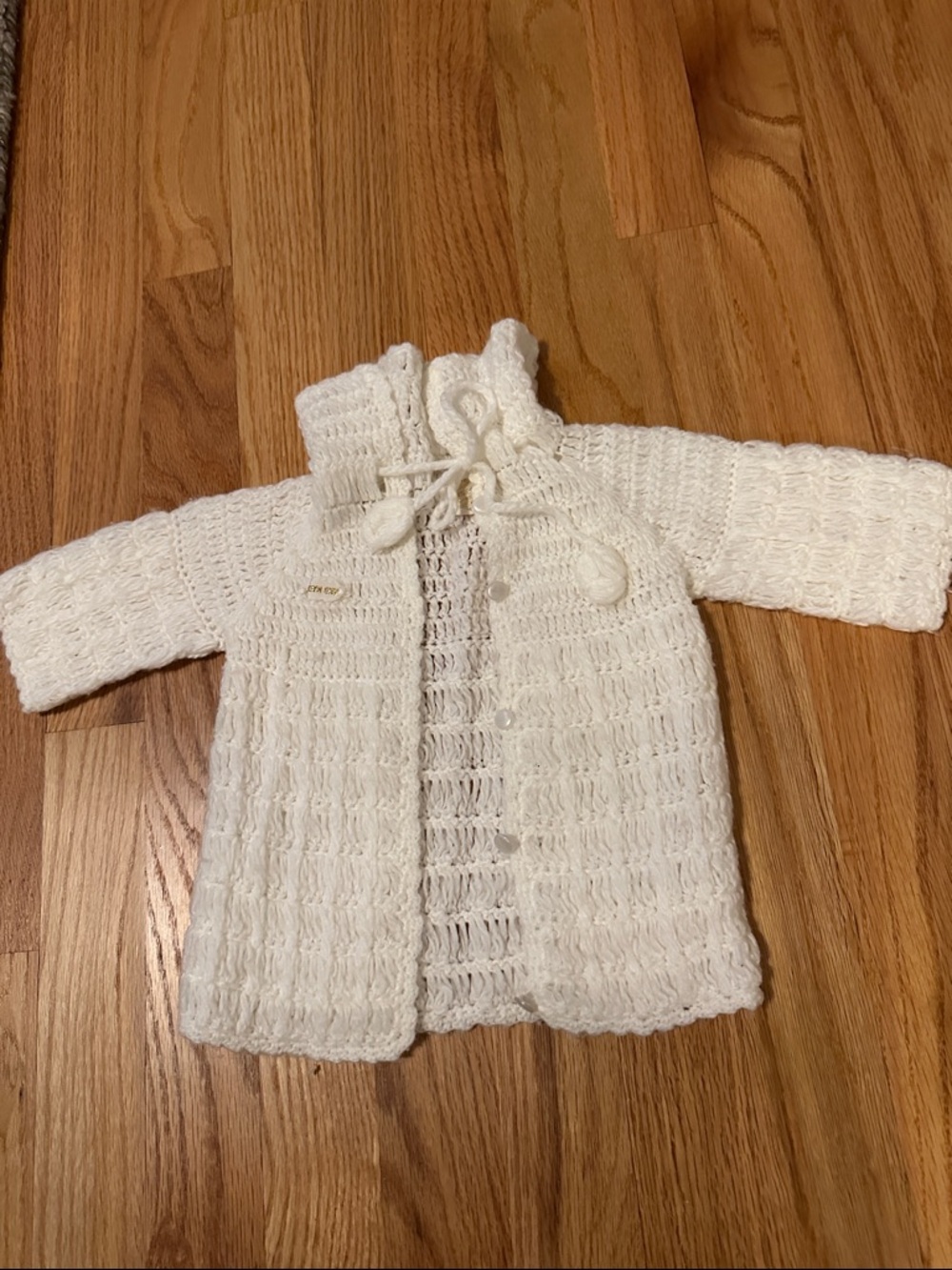 Vintage Handmade Cardigan Baby Sweater White Newborn 0-3 3-6 collar Pom Pom tie